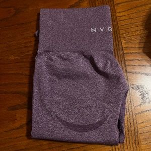 NVGTN curve seamless Violet